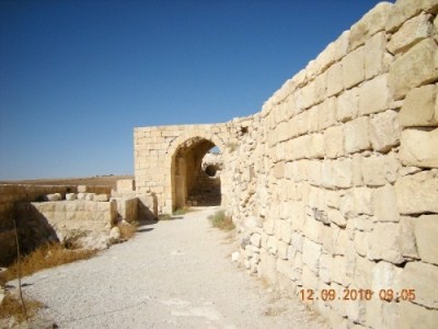 Thumbnail image for Pictures/CompanyProfileLargeImageGallery/24052012_125126Shobak castle (10).jpg