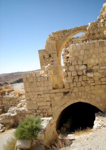 Thumbnail image for Pictures/CompanyProfileLargeImageGallery/24052012_125230Shobak castle (19).jpg